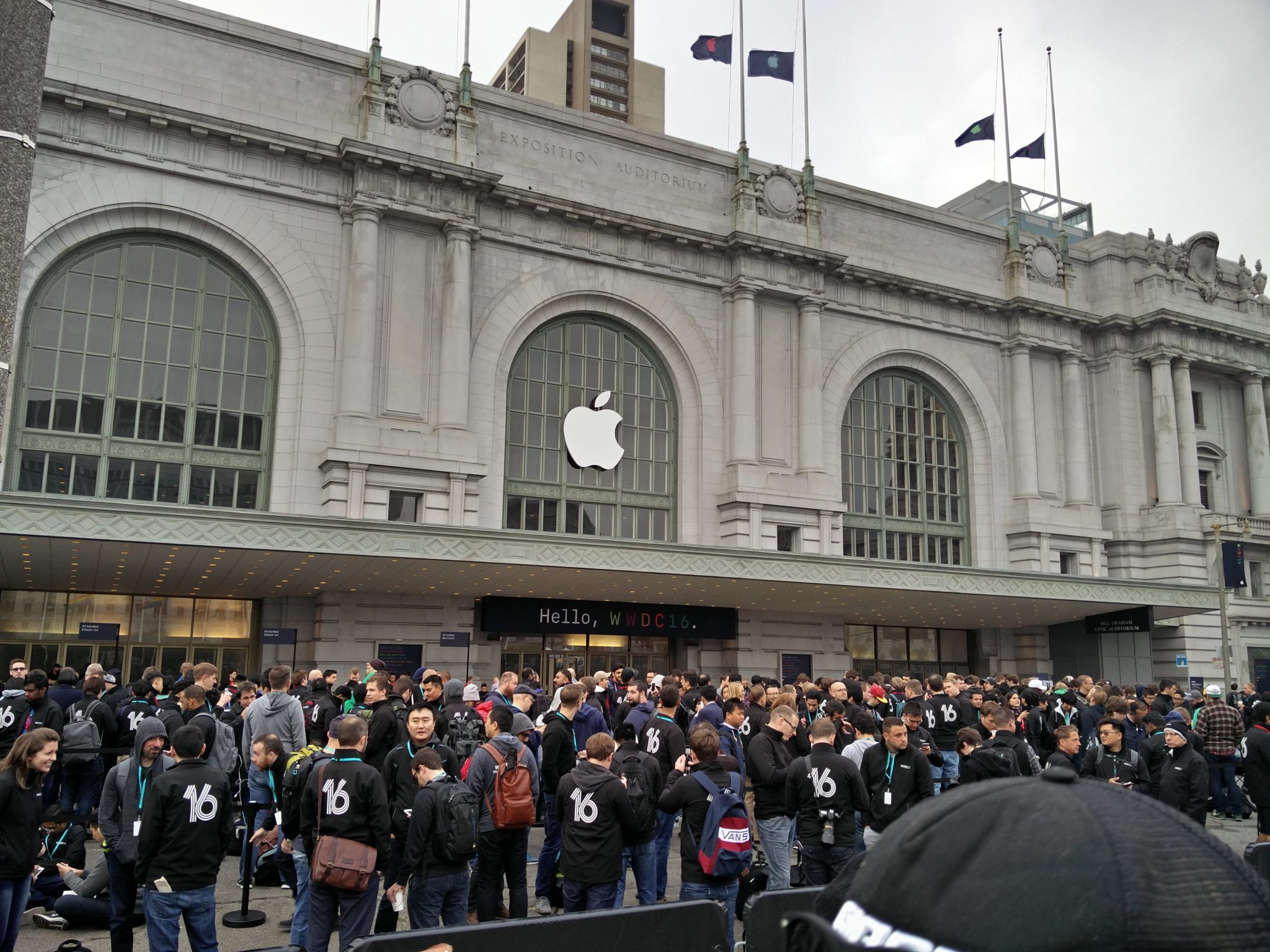 Imágenes de la Apple WWDC 2016 por @belen_cz 1 Apple WWDC 2016