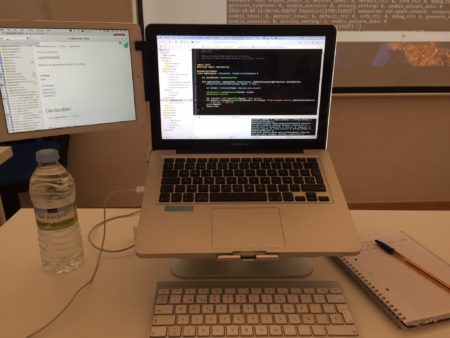 Los 10 mejores regalos para geeks y regalos para un programador 3 regalos-para-programadores-soporte-tablet