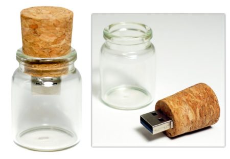 regalos-para-nerds-botella-usb