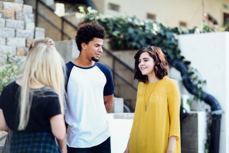 KeepCoding y Universia ofrecen becas a personas con discapacidad 1 KeepCoding y Fundación Universia ofrecen becas a personas con discapacidad