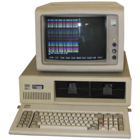 historia del marketing digital_Nacimiento de la IBM PC modelo 5150