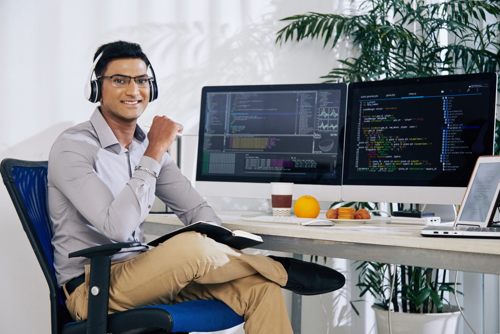 ¿Cuánto cobra un programador en España? guía de salarios completa 2 ¿Cuánto cobra un programador en España?