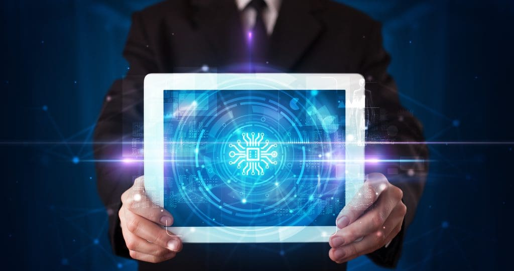 ¿Qué son los metadatos? 2 computador con datos