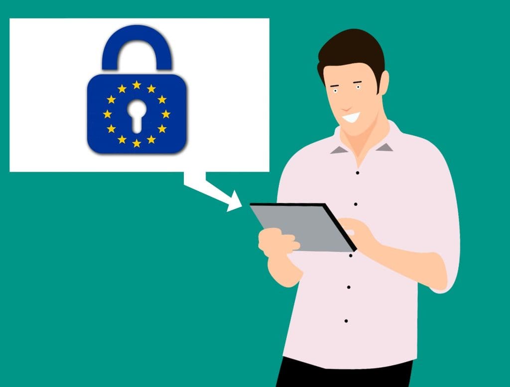 Un recorrido por el GDPR: ¿qué contiene? 2 persona consultando el GDPR