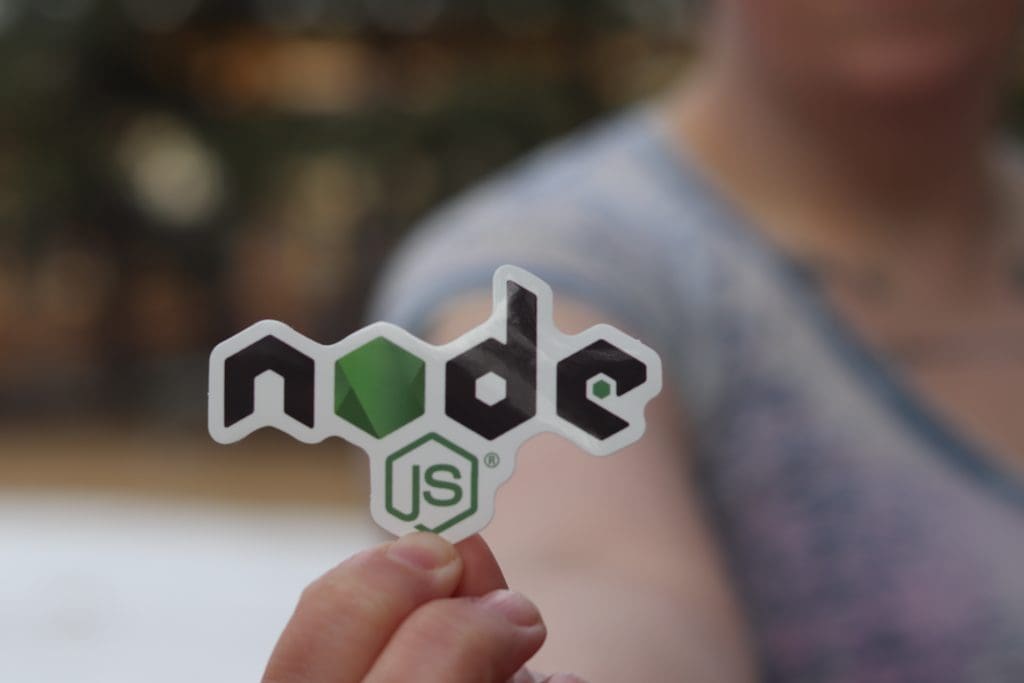 Diferencias entre Node y JavaScript 1 Diferencias entre Node y JavaScript