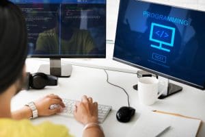 concepto-tecnologia-aplicacion-codigo-software-programacion evitar ataques de fuerza bruta en autenticación de usuario