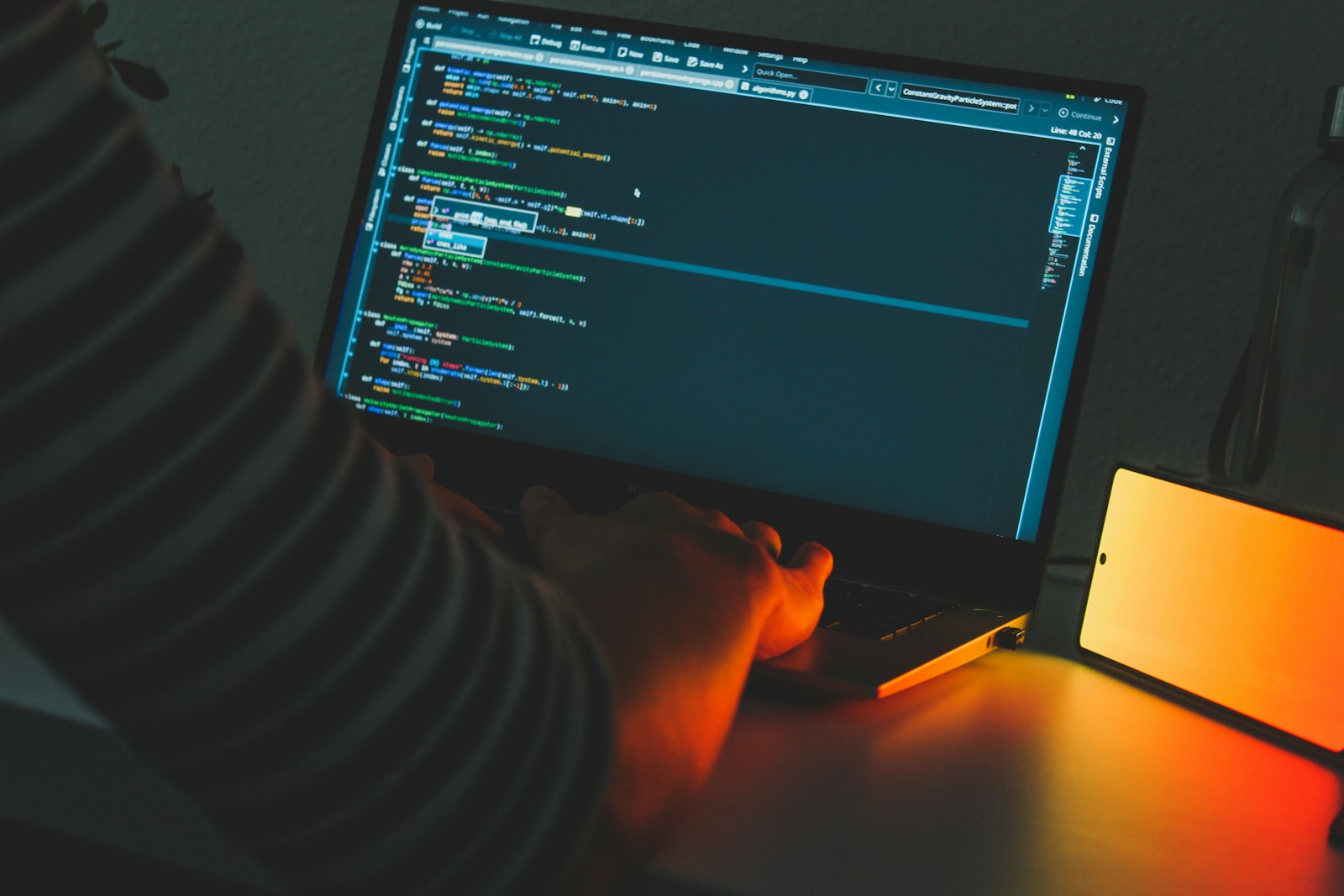 Photo by Árpád Czapp cómo crear una base de datos en PhpMyAdmin