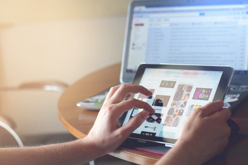 crear una app web con IA 