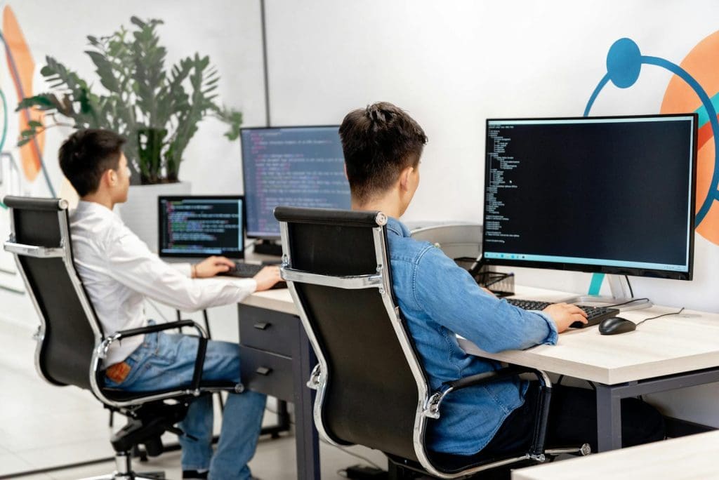 Performer y Reformer en DevOps: Eficiencia en modelos para flujos largos y ligeros 1 Performer y Reformer en DevOps