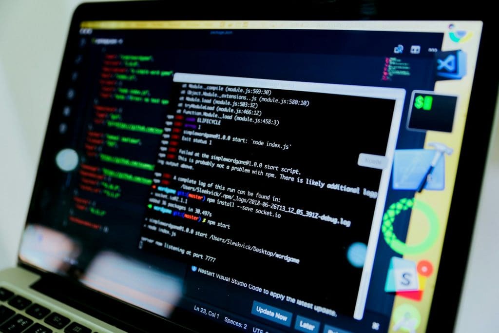 Cyber Risk Management: ¿Cómo gestionar riesgos cibernéticos en 2025? 1 Cyber Risk Management