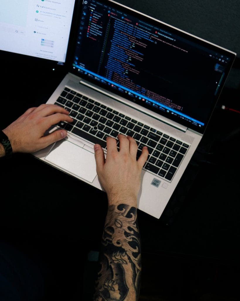 Cómo usar DLP con IA para prevenir fugas de datos sensibles 1 DLP con IA