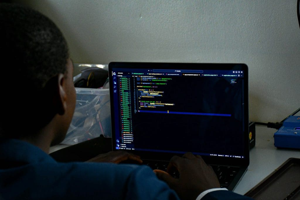 Crear Movimiento con HTML y CSS: Guía avanzada para animar tu web fácilmente 1 Crear Movimiento con HTML y CSS