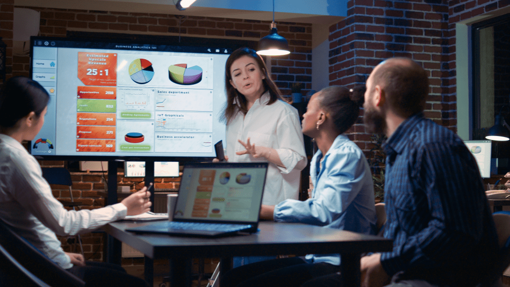 Looker Studio vs Power BI: Claves para elegir la mejor herramienta 1 Looker Studio vs Power BI